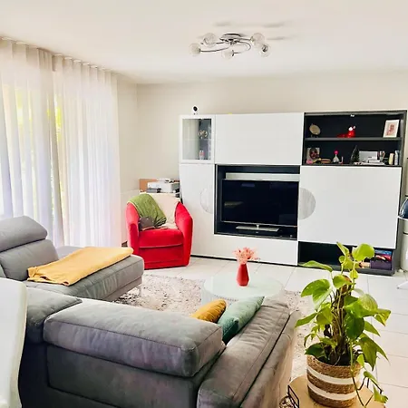 Spacious With Terrace And Garden *